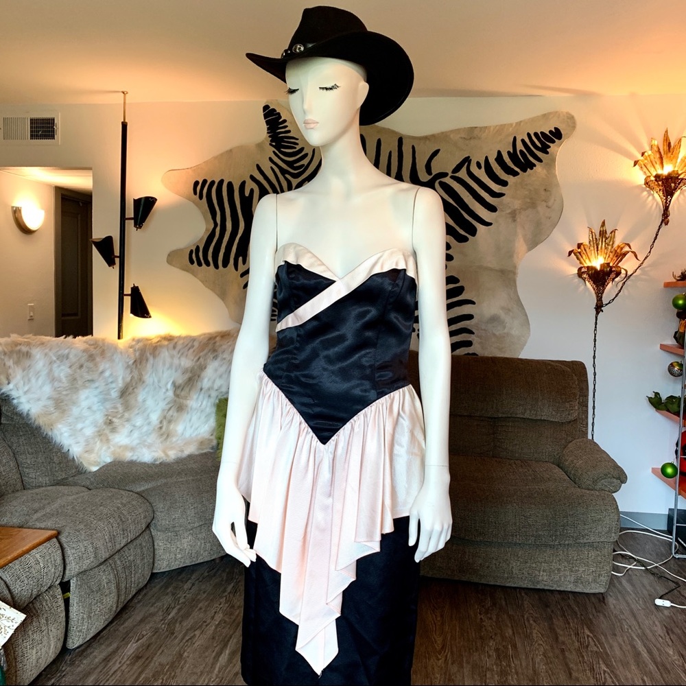 80’s does 50’s strapless dress